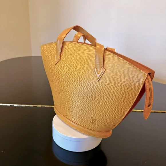 Louis Vuitton Authentic Luxury Vintage Retro Minimalist Epi Saint Jacques Bag - Picture 8 of 17
